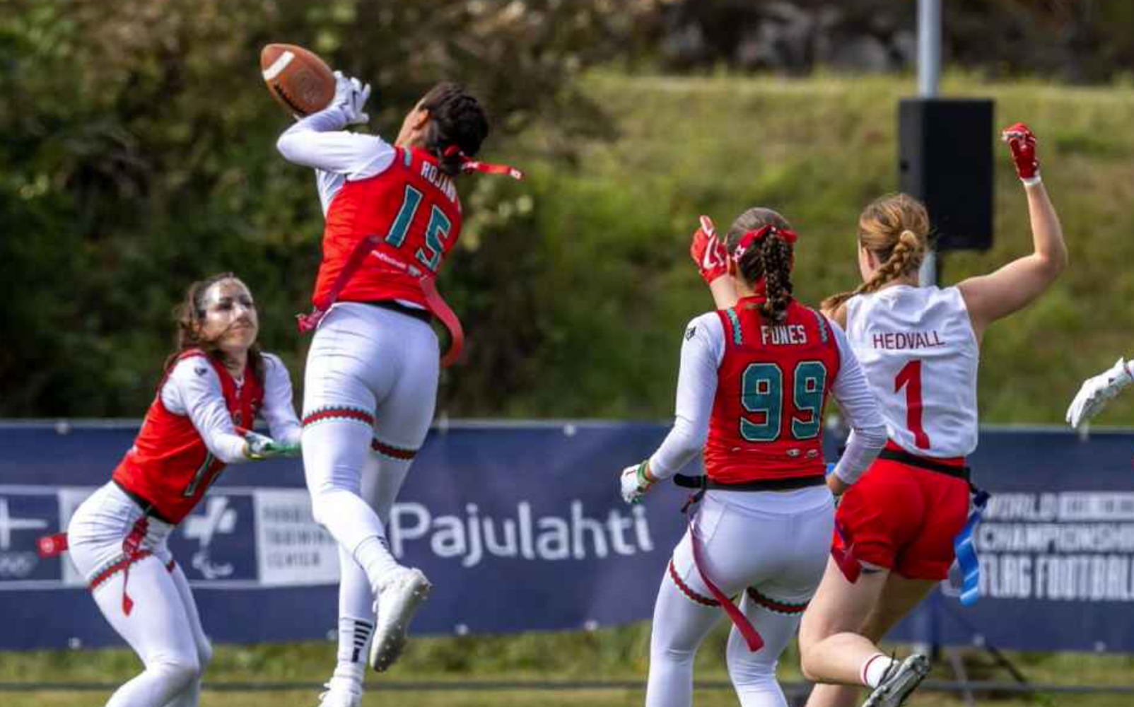 Mexicanas, invictas en el Mundial de Flag football